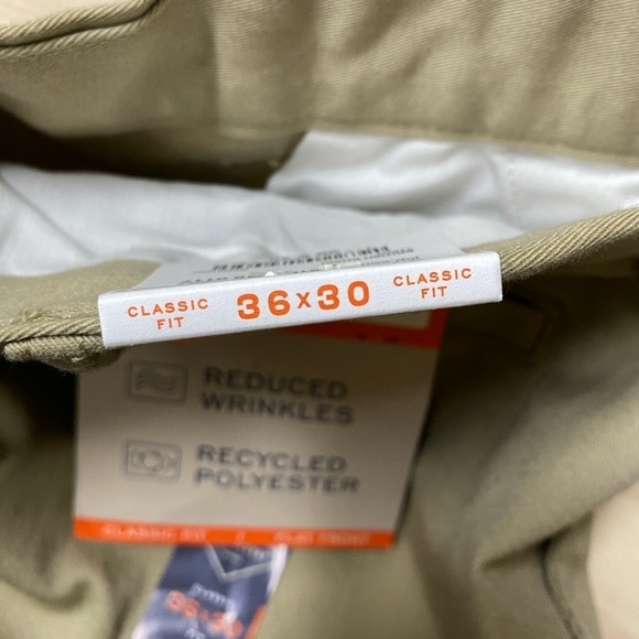 St Johns Bay Easy Care Classic Fit Khaki Chino Pants Size 36X30 NWT - Picture 4 of 4